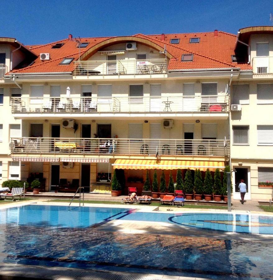 Relax Beach Apartman Hajdúszoboszló Exterior foto